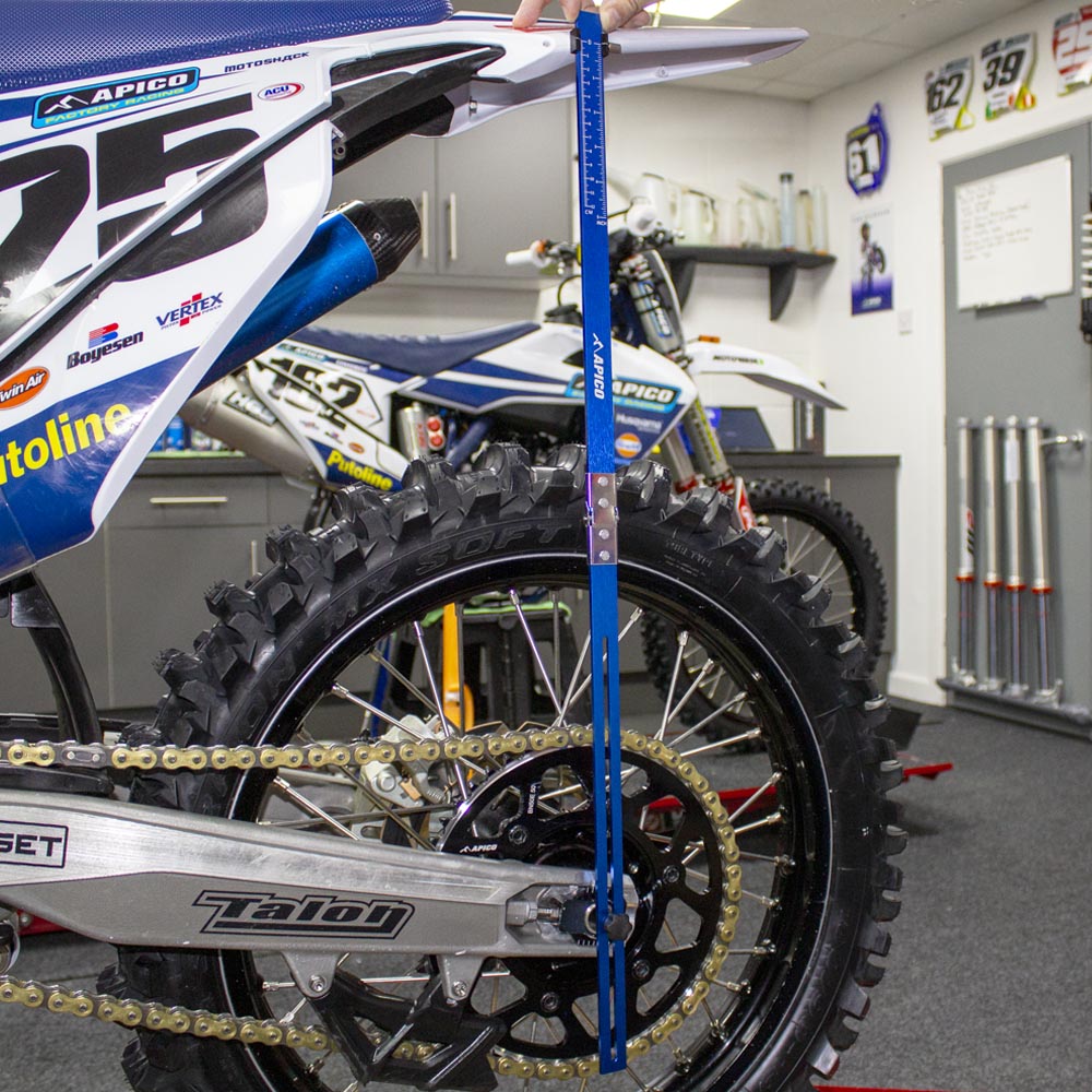 SHOCK SAG SCALE_ACTION.jpg